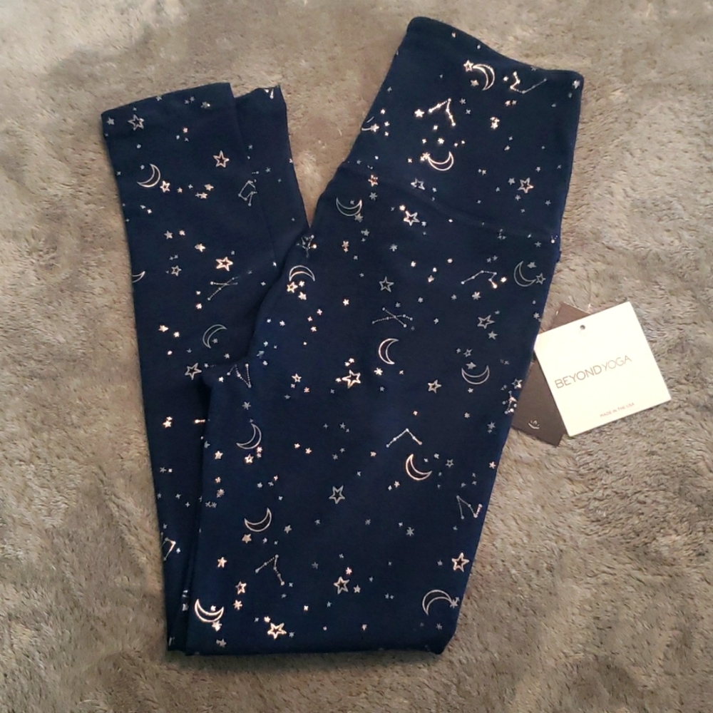 NWT Beyond Yoga leggings, nocturnal navy-gunmetal constellations, size medium